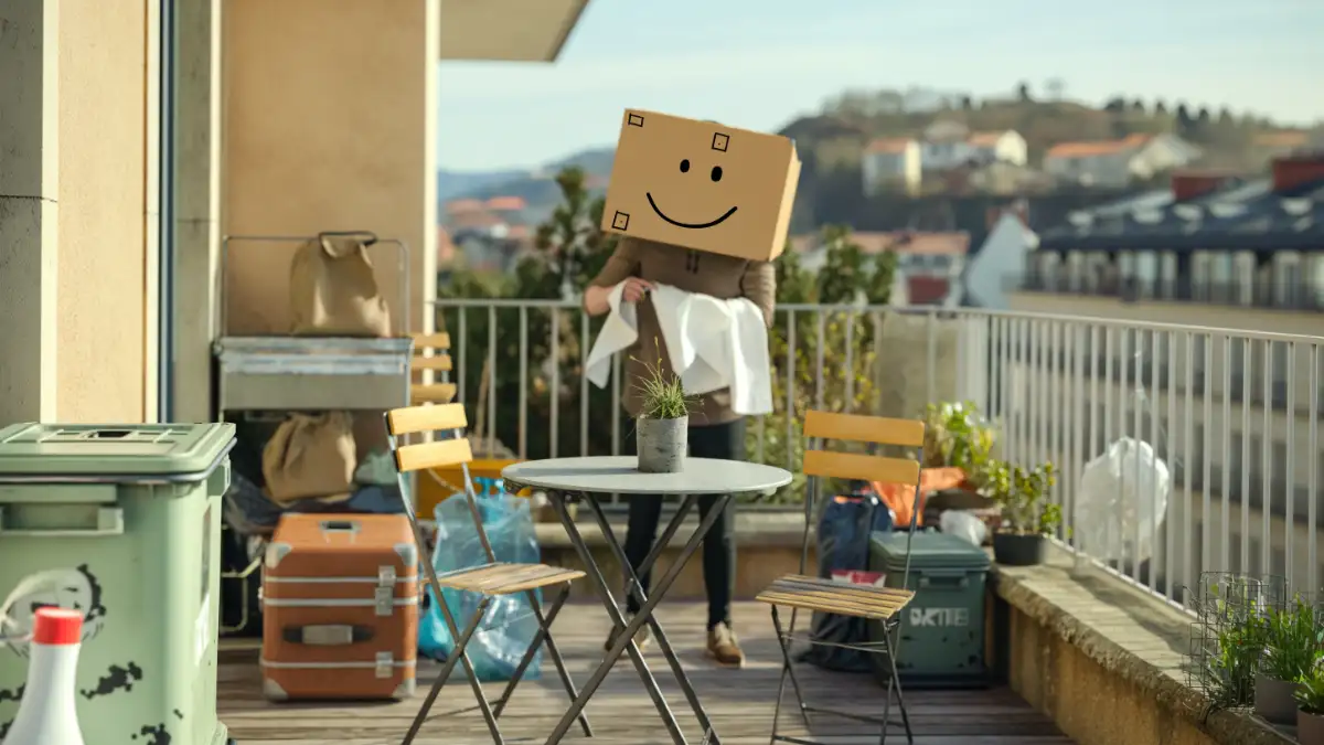 Premiers beaux jours : libérer balcon, terrasse ou loggia sans transformer le salon en débarras