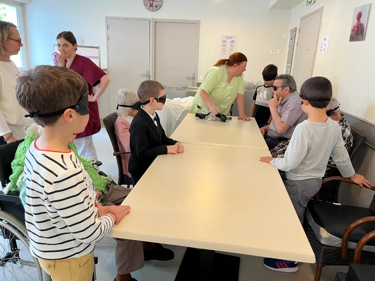 Rencontre intergénérationnelle avec l'école Montessori d'Anglet – Fruits, légumes et partage