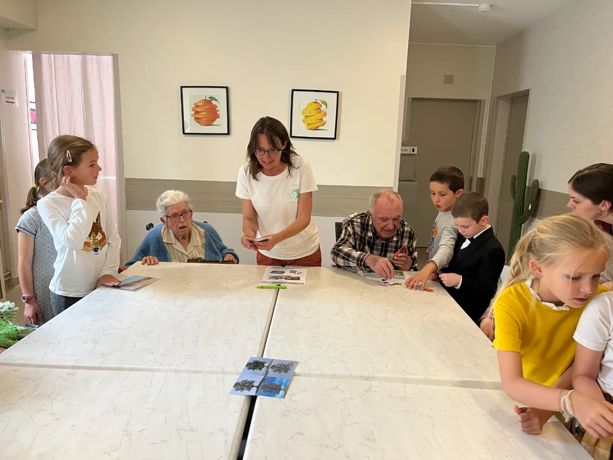 Rencontre intergénérationnelle avec l'école Montessori d'Anglet – Fruits, légumes et partage