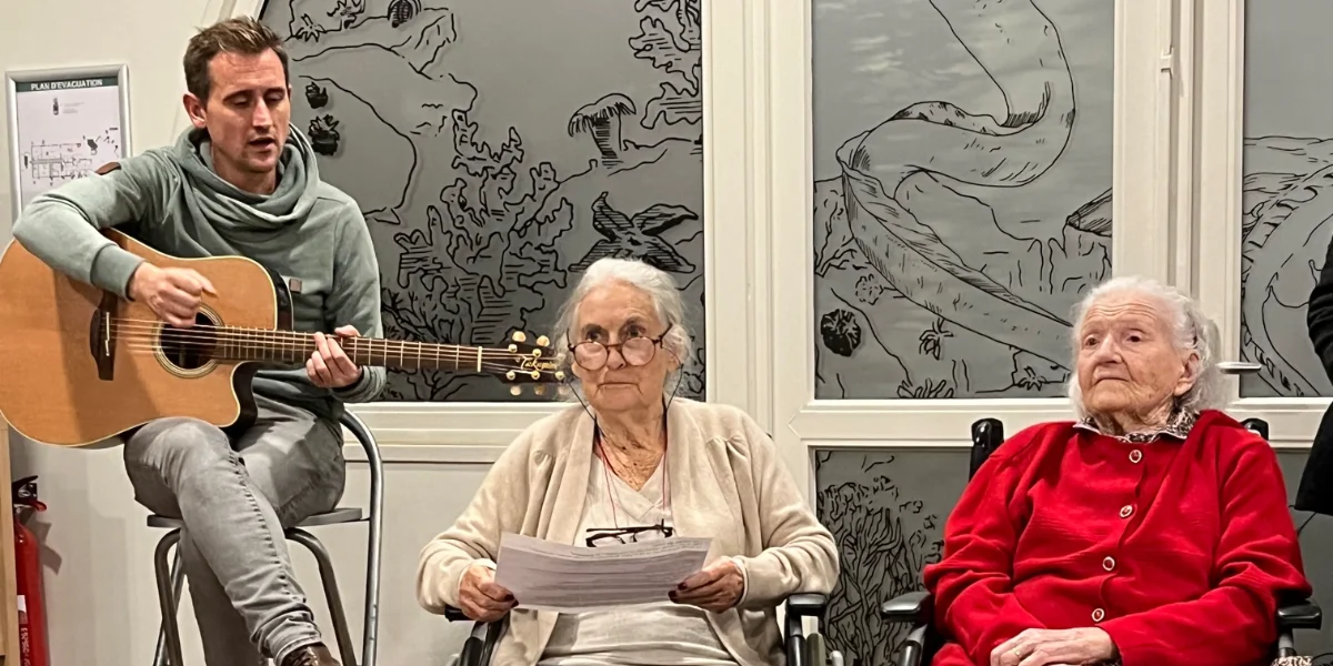 Nos résidents sur scène – Une représentation théâtrale avec l'association Lulue Lecture